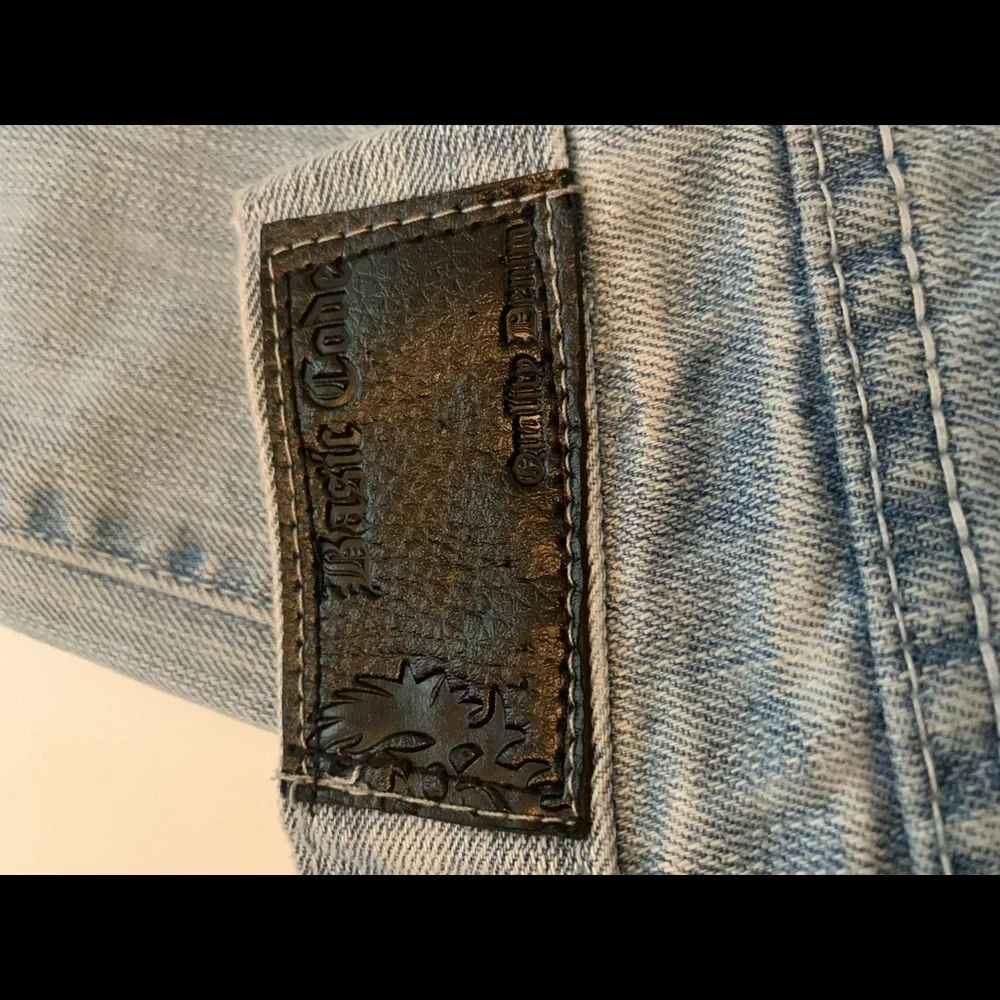 Basic Code Jeans - Picture 6 of 8